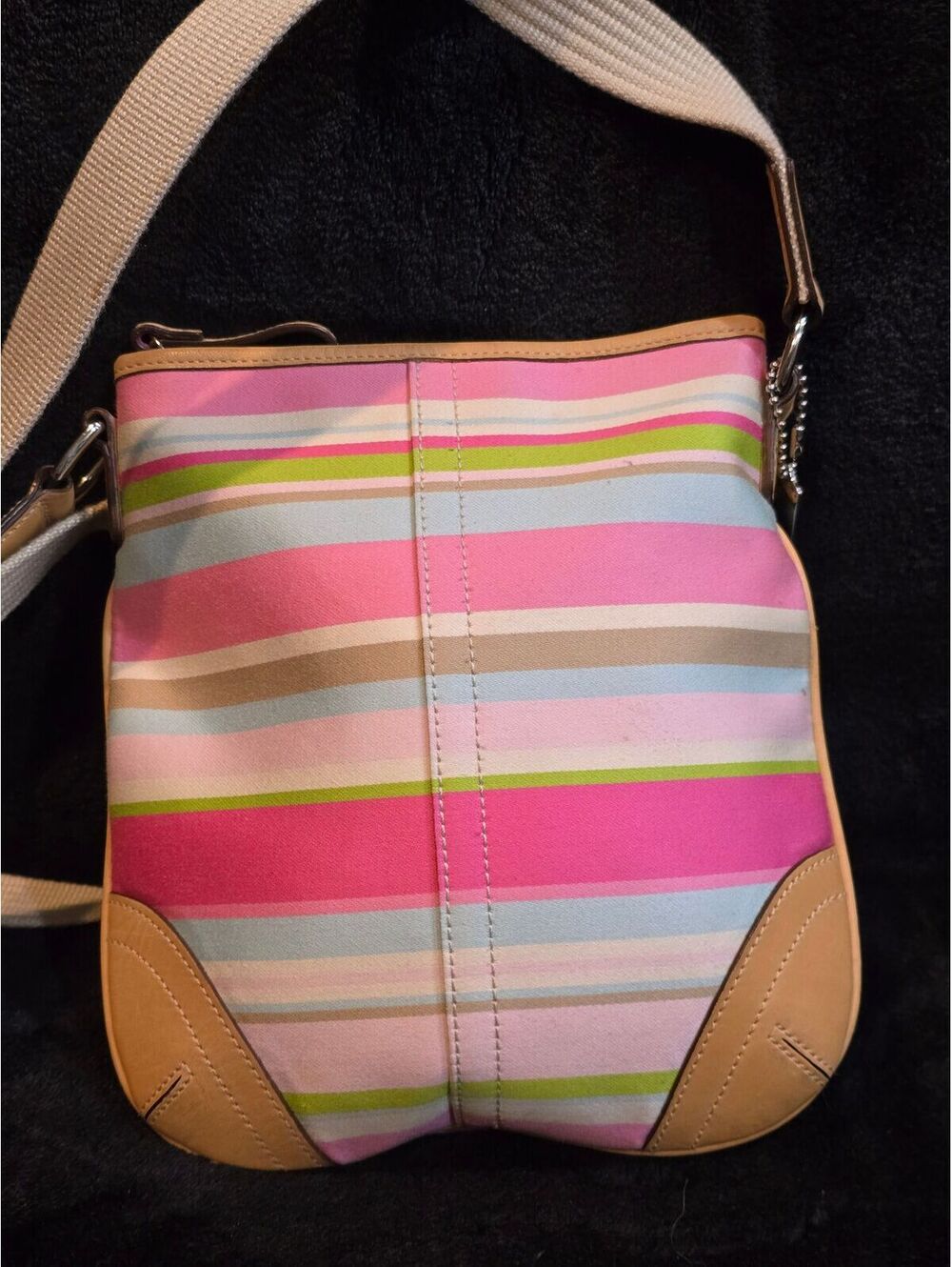 147. VINTAGE 2006 Coach Hamptons Weekend Crossbody